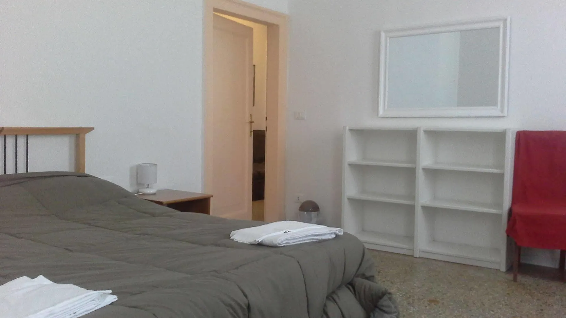 *** בית הארחה Venice Rainbow Apartment San Marco איטליה