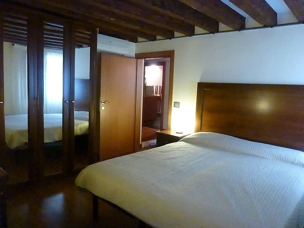 Venice Rainbow Apartment San Marco 3*,